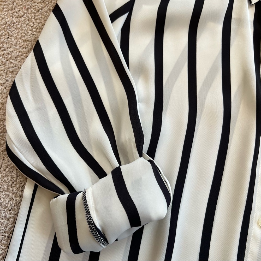 Express, button down shirt, size small - Picture 6 of 12